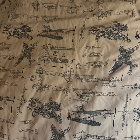 Restoration hardware duvet cover and two pillowcases - Picture 2 of 4